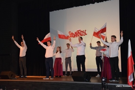 74916261 2745585158860708 3825050143846039552 o