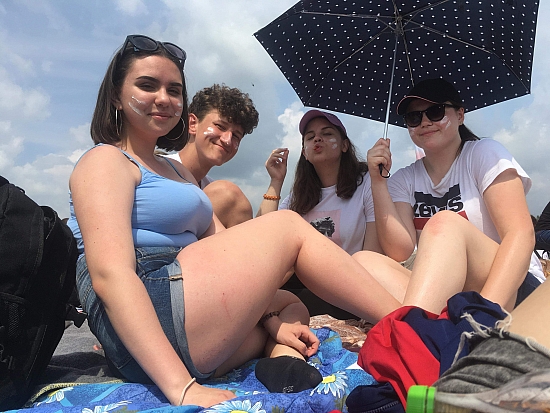 61398027 380305765911290 832213590785130496 n