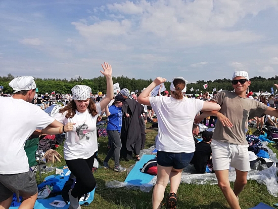 64306972 686802978445517 3112051122777358336 n